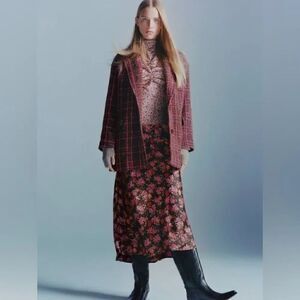 ZARA FLORAL PRINT SKIRT